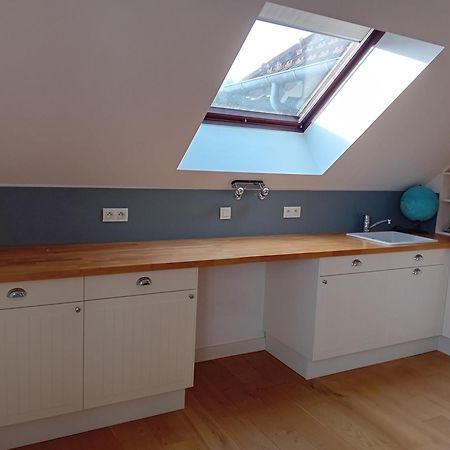 Appartamento Loft Sur La Bievre Bievres Esterno foto